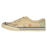 Bunte Sneaker mit schönen Motiven und kreativen...