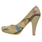 Bunte High Heels mit schönen Motiven und kreativen...