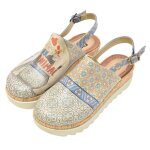 DOGO Akita - Urban animal