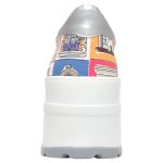 DOGO Loretta - Let the Cats in