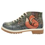 Bunte Boots mit schönen Motiven und kreativen...