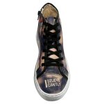 DOGO Tyra  - The Flying Penguin