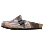 Bunte Hausschuhe mit schönen Motiven und kreativen...