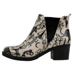 Bunte Boots mit schönen Motiven und kreativen...